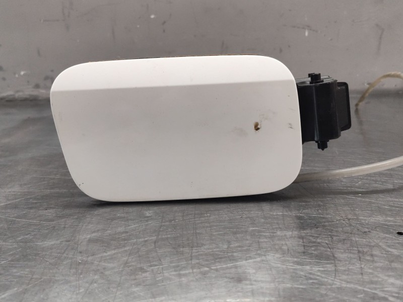 Recambio de tapa exterior combustible para audi q3 (f3b) 35 tdi quattro referencia OEM IAM 83A809906  