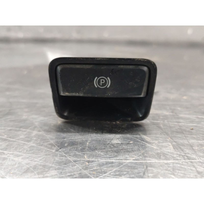 Recambio de freno de mano electrico para mercedes-benz clase gla (x156) gla 200 (156.943) referencia OEM IAM ALETIN TRASERO  
