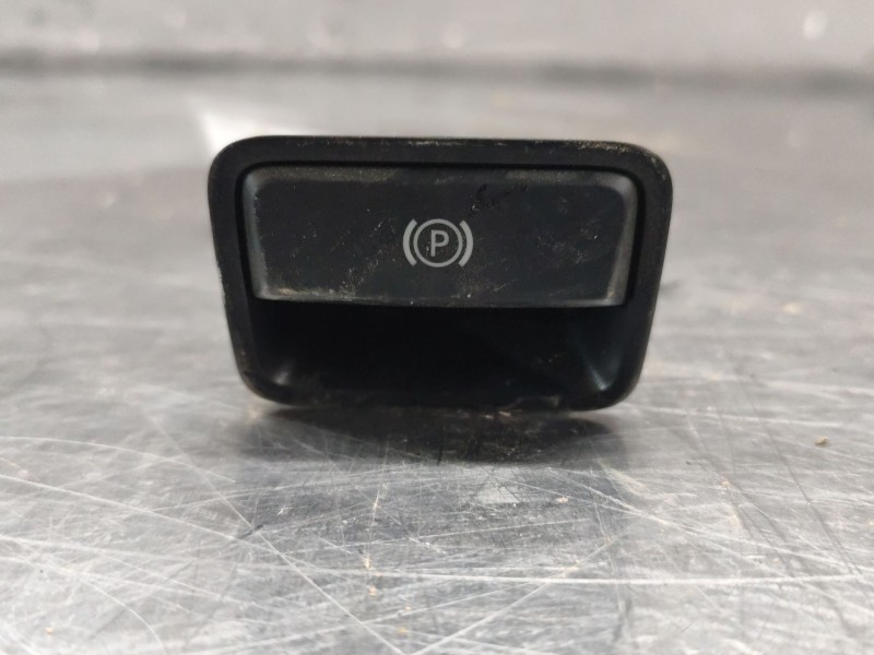 Recambio de freno de mano electrico para mercedes-benz clase gla (x156) gla 200 (156.943) referencia OEM IAM ALETIN TRASERO  