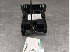 Recambio de freno de mano electrico para mercedes-benz clase gla (x156) gla 200 (156.943) referencia OEM IAM ALETIN TRASERO   2