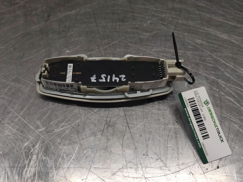 Recambio de luz interior para ford focus lim. (cb8) titanium referencia OEM IAM 19051020  