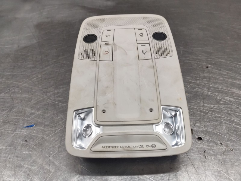 Recambio de luz interior delantera central para audi q3 (f3b) 35 tdi quattro referencia OEM IAM 31A947135CH  