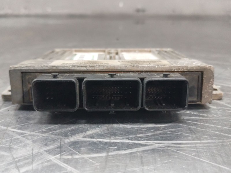 Recambio de centralita motor uce para citroën c3 1.4 sx plus referencia OEM IAM 9649433980  