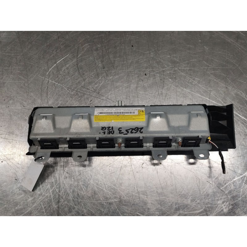 Recambio de airbag delantero izquierdo para mercedes-benz clase gla (x156) gla 200 (156.943) referencia OEM IAM A1768600000  