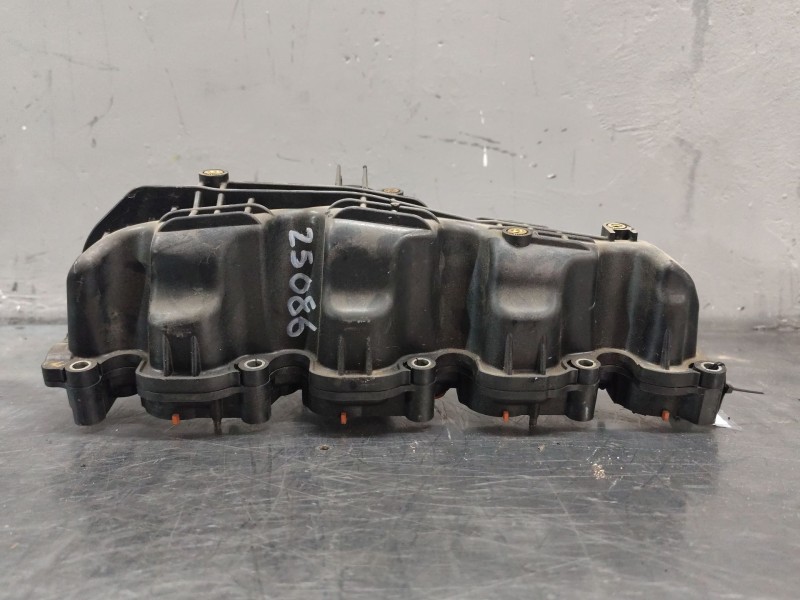 Recambio de colector admision para volkswagen polo v (6r1, 6c1) 1.6 tdi referencia OEM IAM 03L129711  