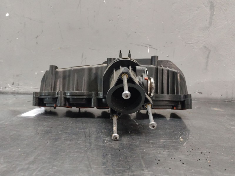 Recambio de colector admision para volkswagen polo v (6r1, 6c1) 1.6 tdi referencia OEM IAM 03L129711  