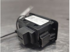 Recambio de pulsador maletero / porton para audi q3 (f3b) 35 tdi quattro referencia OEM IAM 4G0959831C   2