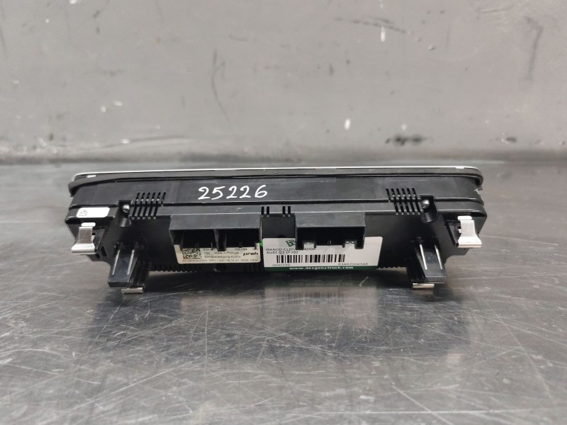 Recambio de mando climatizador para audi q3 (f3b) 35 tdi quattro referencia OEM IAM 83A820043AB  