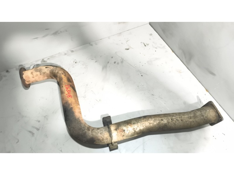 Recambio de tubo escape central para nissan trucks atleon tk160.95 referencia OEM IAM 20020D9302 20020-D6402 20020-D6406