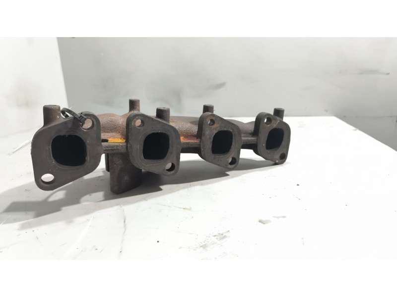 Recambio de colector escape para nissan atleon 56.13 referencia OEM IAM 255704649R  
