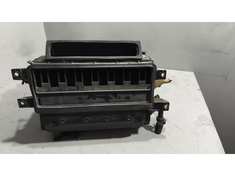 Recambio de calefaccion entera normal para iveco daily caja abierta / volquete 2.5 diesel referencia OEM IAM 93930693  