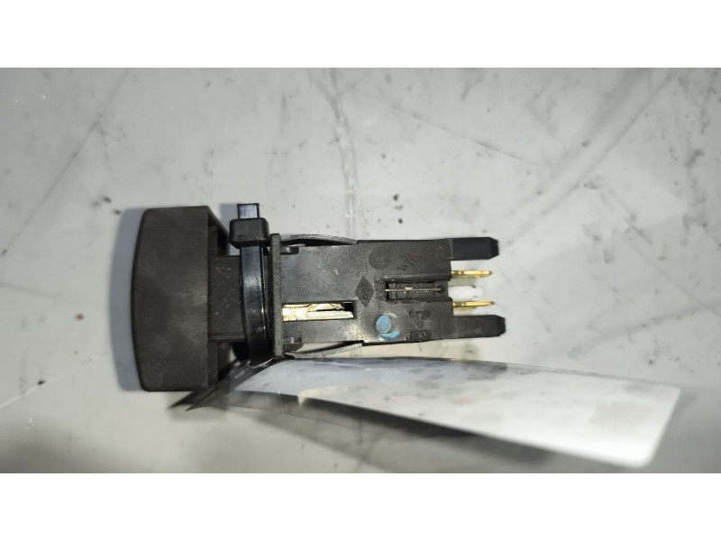 Recambio de interruptor para nissan trucks atleon tk160.95 referencia OEM IAM 255819X000  