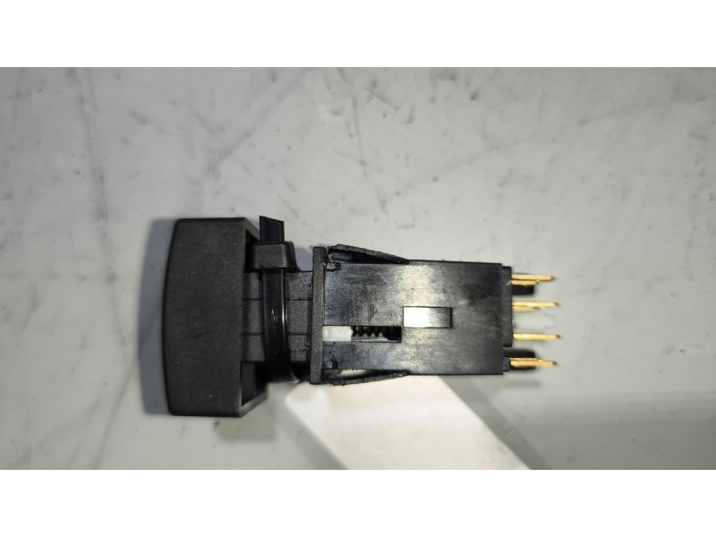 Recambio de warning para nissan trucks atleon tk160.95 referencia OEM IAM   