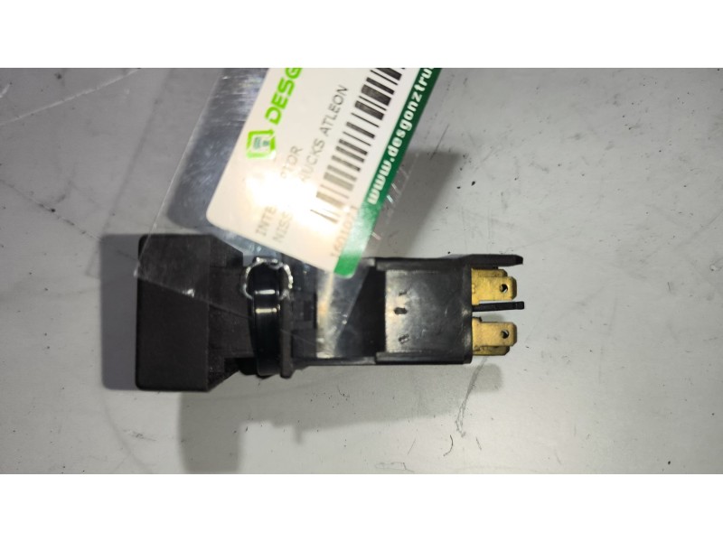 Recambio de interruptor para nissan trucks atleon tk160.95 referencia OEM IAM 253709X101  