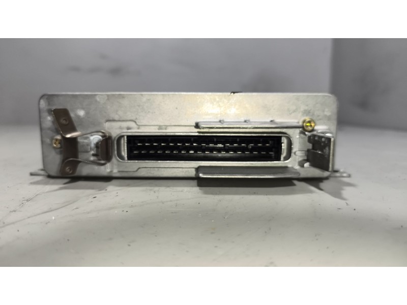 Recambio de modulo electronico para scania serie 4 bus k 124 referencia OEM IAM 0281001192 1388013 1405178