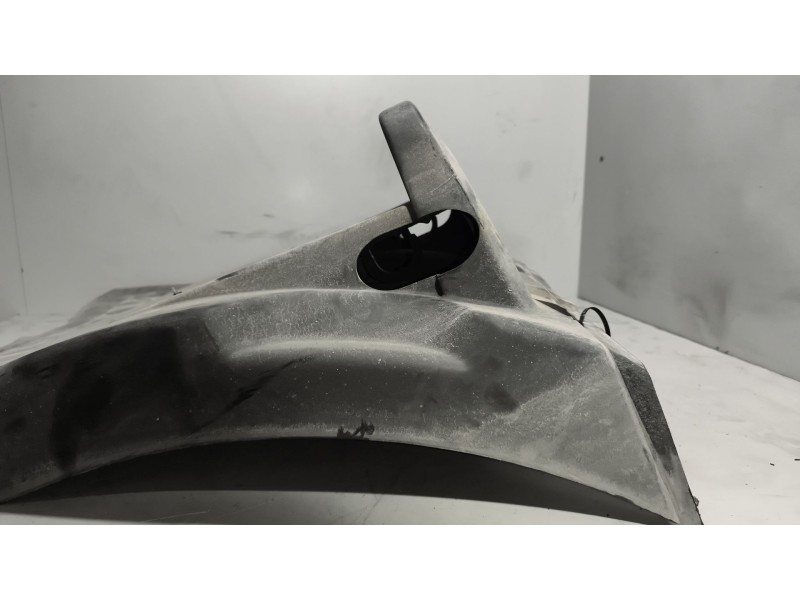 Recambio de guardabarros trasero izquierdo para renault magnum ab diesel referencia OEM IAM   