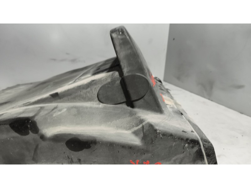 Recambio de guardabarros trasero derecho para renault magnum ab diesel referencia OEM IAM   