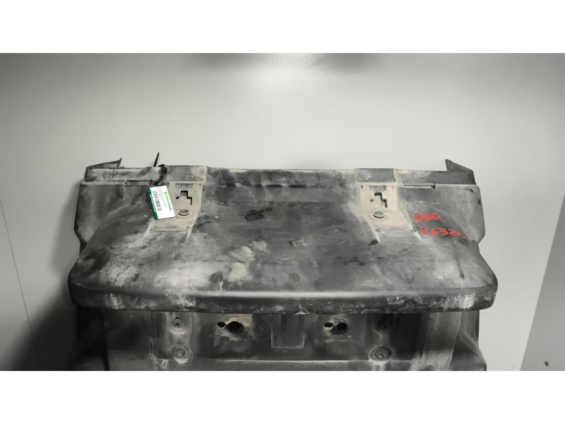 Recambio de guardabarros trasero derecho para renault magnum ab diesel referencia OEM IAM   