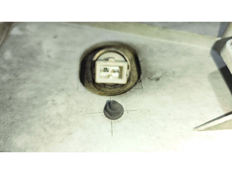 Recambio de moldura trasera cabina para renault magnum ab diesel referencia OEM IAM 5010599377 DERECHA 