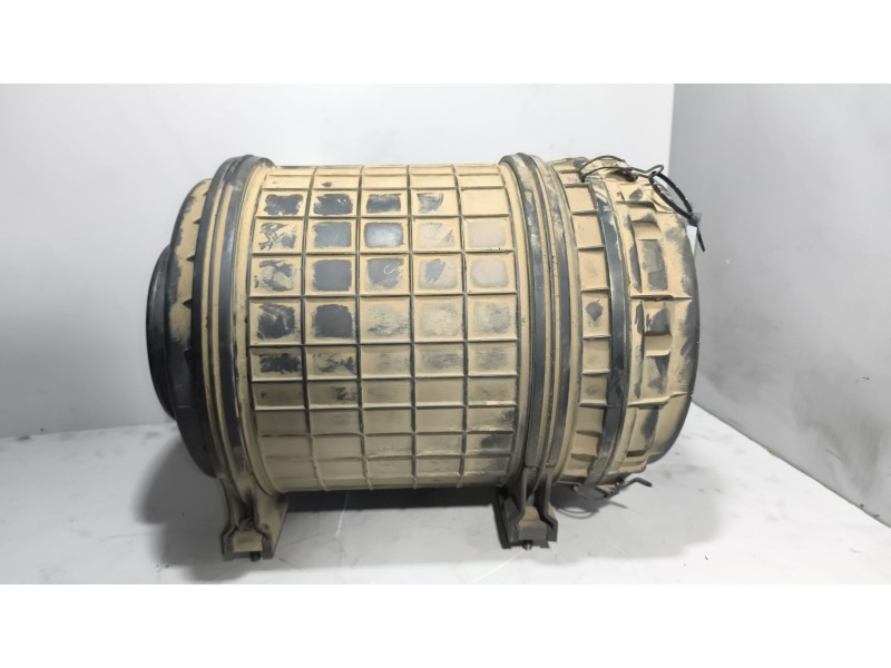 Recambio de filtro aire para renault magnum ab diesel referencia OEM IAM 5010626191  