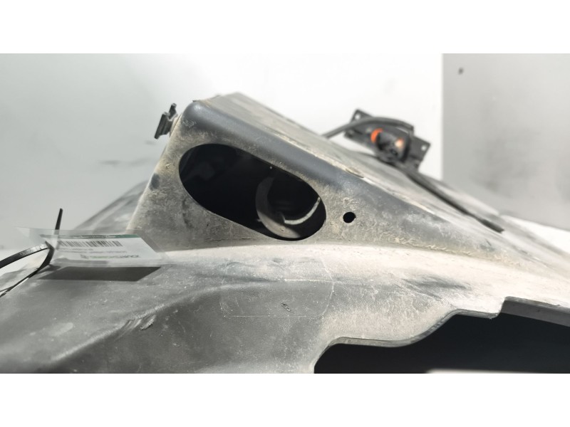 Recambio de guardabarros trasero izquierdo para renault magnum ab diesel referencia OEM IAM  DELANTERO 