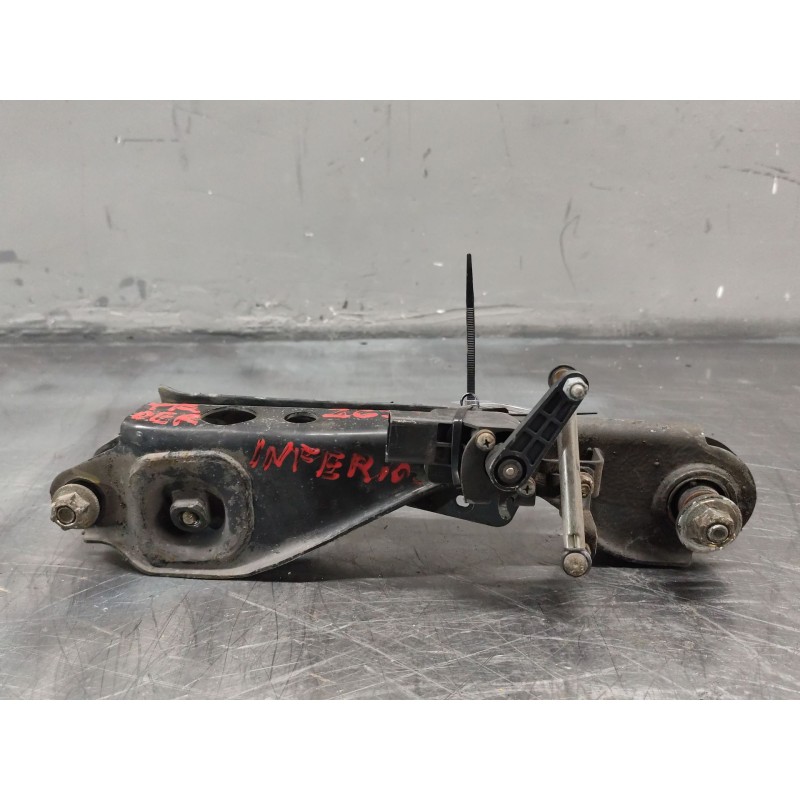 Recambio de brazo suspension inferior trasero derecho para nissan murano i (z50) 3.5 4x4 referencia OEM IAM   