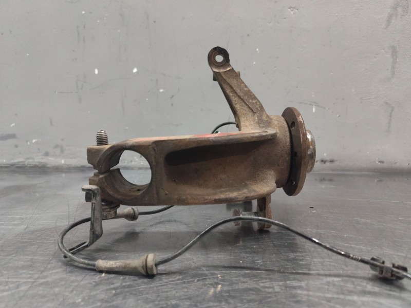 Recambio de mangueta delantera izquierda para citroën xsara picasso 1.8 16v referencia OEM IAM   