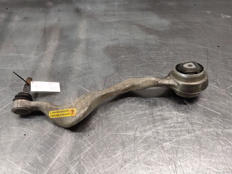 Recambio de brazo suspension inferior delantero izquierdo para bmw 1 (e81) 118 d referencia OEM IAM AW6082  