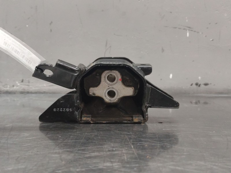 Recambio de soporte motor izquierdo para hyundai i30 (gd) 1.6 crdi referencia OEM IAM   