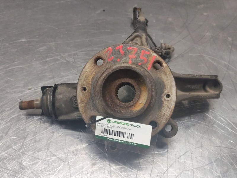 Recambio de mangueta delantera derecha para peugeot 5008 referencia OEM IAM   