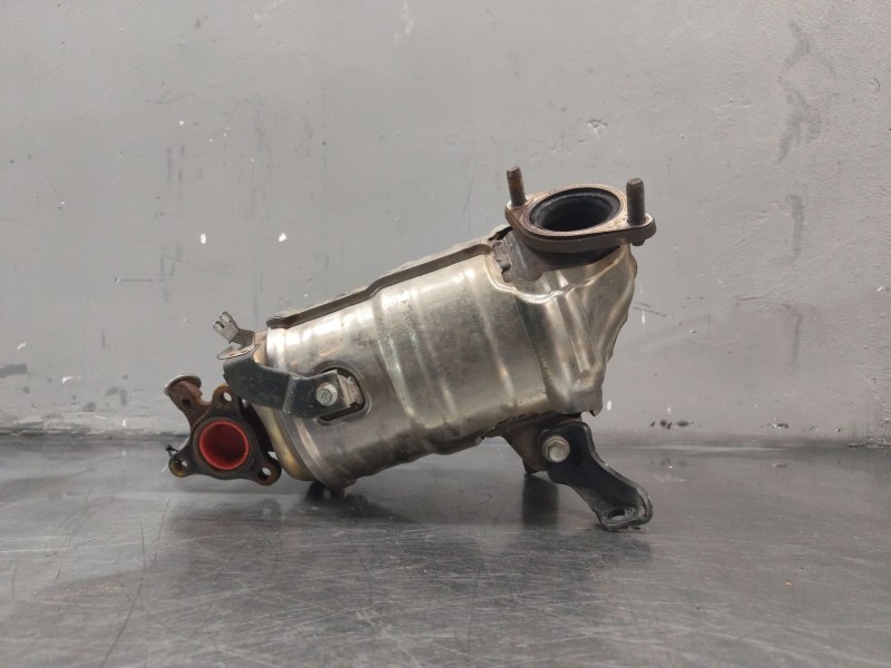Recambio de catalizador para hyundai i30 (gd) 1.6 crdi referencia OEM IAM C02A060  