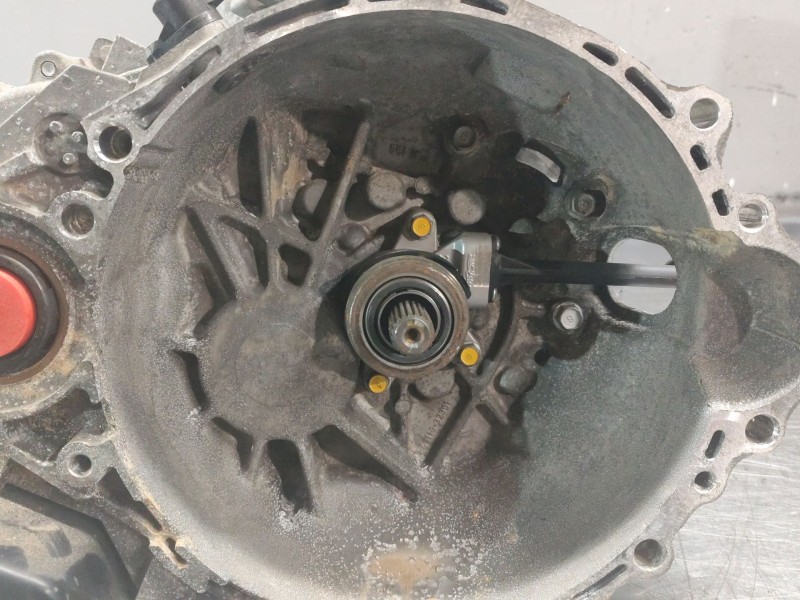 Recambio de caja cambios para hyundai i30 (gd) 1.6 crdi referencia OEM IAM M56CF31  
