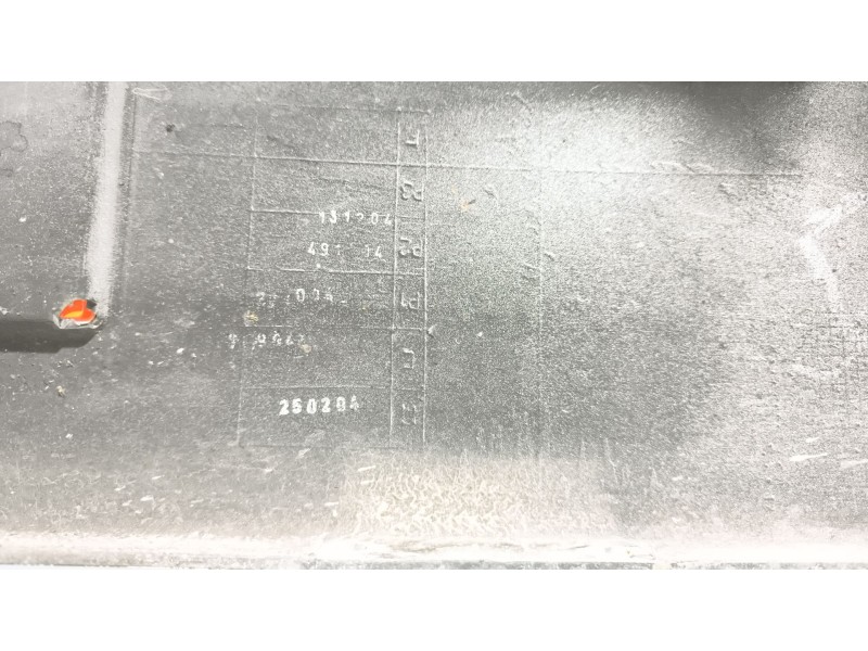 Recambio de deflector izquierdo para renault magnum ab diesel referencia OEM IAM 5010574311  