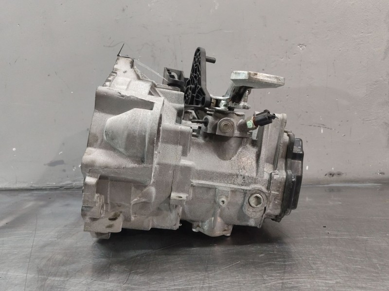 Recambio de caja cambios para volkswagen golf v (1k1) 1.9 tdi referencia OEM IAM JCR  