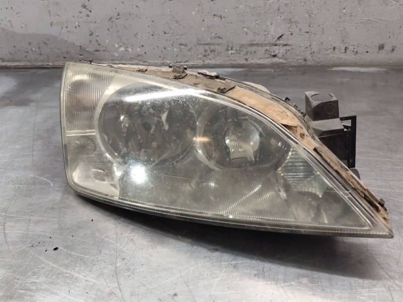 Recambio de faro derecho para ford mondeo iii (b5y) 2.0 16v di / tddi / tdci referencia OEM IAM   