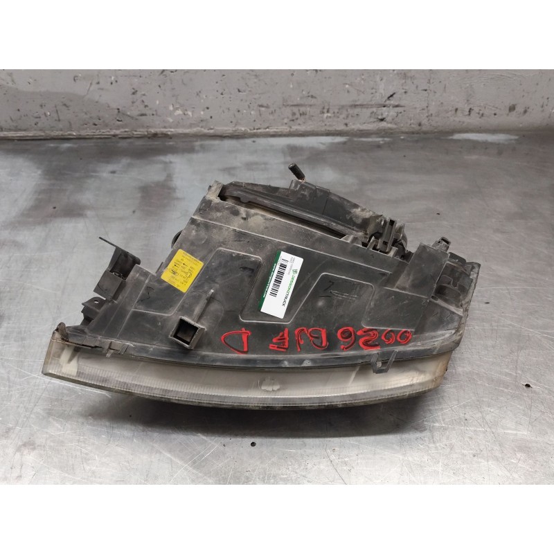 Recambio de faro derecho para ford mondeo iii (b5y) 2.0 16v di / tddi / tdci referencia OEM IAM   