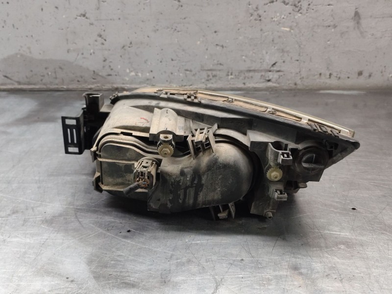 Recambio de faro derecho para ford mondeo iii (b5y) 2.0 16v di / tddi / tdci referencia OEM IAM   