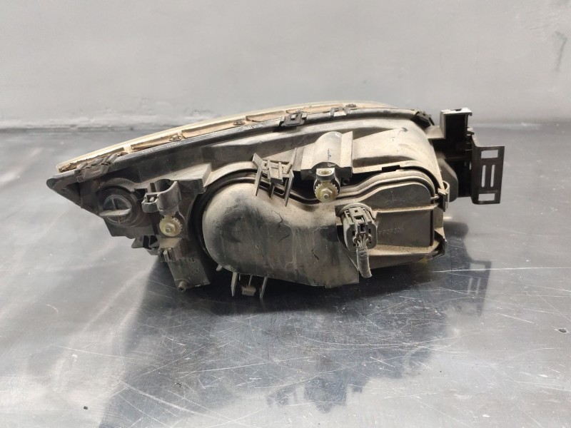 Recambio de faro izquierdo para ford mondeo iii (b5y) 2.0 16v di / tddi / tdci referencia OEM IAM   