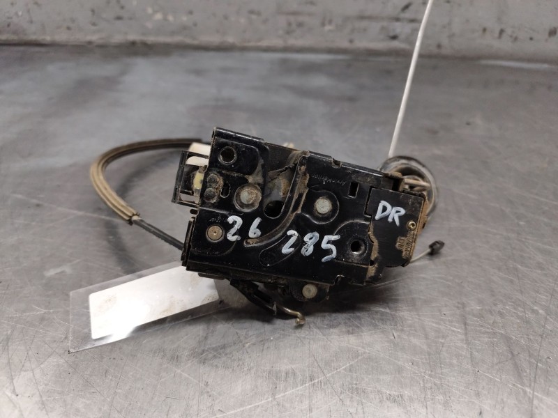 Recambio de cerradura puerta delantera derecha para volkswagen caddy ka/kb (2k) 2.0 sdi referencia OEM IAM   