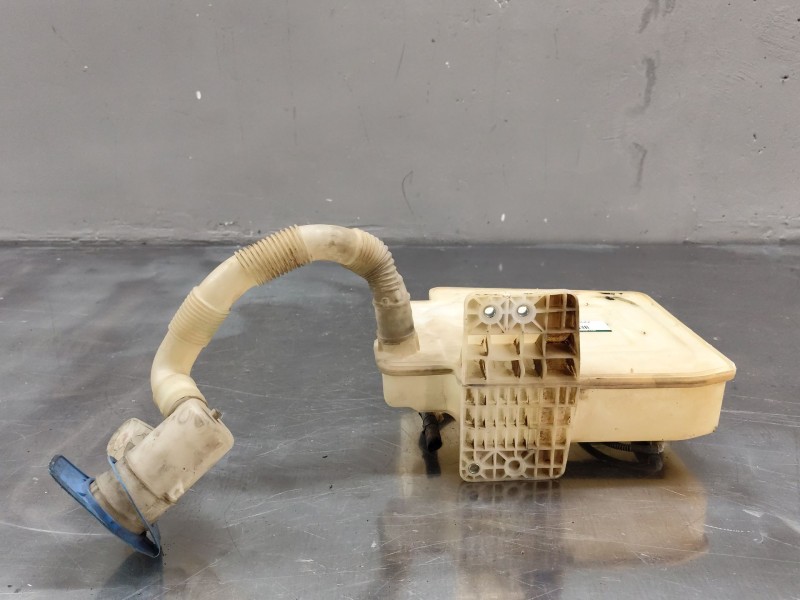 Recambio de deposito limpia para volkswagen caddy ka/kb (2k) 2.0 sdi referencia OEM IAM   