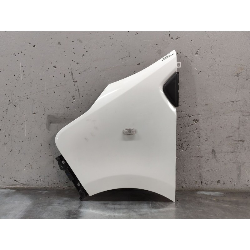 Recambio de aleta delantera izquierda para renault trafic iii furgoneta (fg_) 2.0 dci 120 (fgmn) referencia OEM IAM   