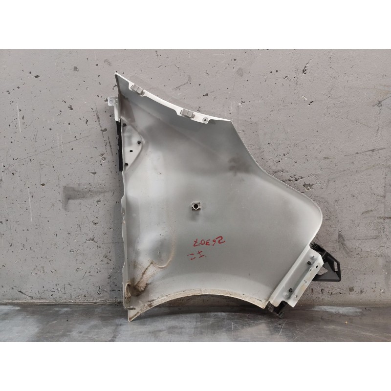 Recambio de aleta delantera izquierda para renault trafic iii furgoneta (fg_) 2.0 dci 120 (fgmn) referencia OEM IAM   