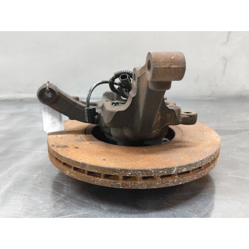 Recambio de mangueta delantera derecha para renault trafic iii furgoneta (fg_) 2.0 dci 120 (fgmn) referencia OEM IAM   