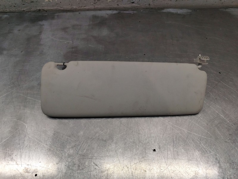 Recambio de parasol izquierdo para renault trafic iii furgoneta (fg_) 2.0 dci 120 (fgmn) referencia OEM IAM   