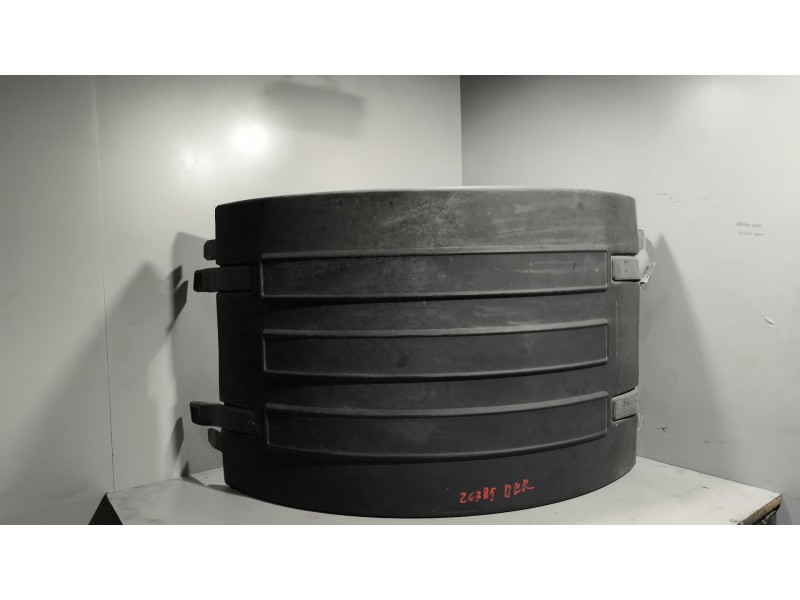 Recambio de tapa guardabarros trasero para renault magnum ab diesel referencia OEM IAM   