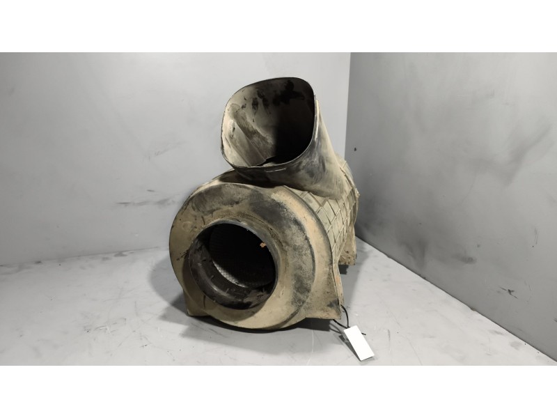 Recambio de filtro aire para scania r i r 500 referencia OEM IAM 1870000  