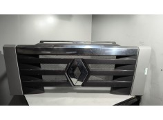 Recambio de rejilla delantera central para renault magnum ab diesel referencia OEM IAM 5010468565 7421105746 