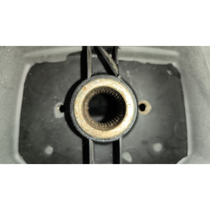 Recambio de volante para iveco eurocargo fpr (typ 60 e 12) tráfico urbano referencia OEM IAM 99477952  