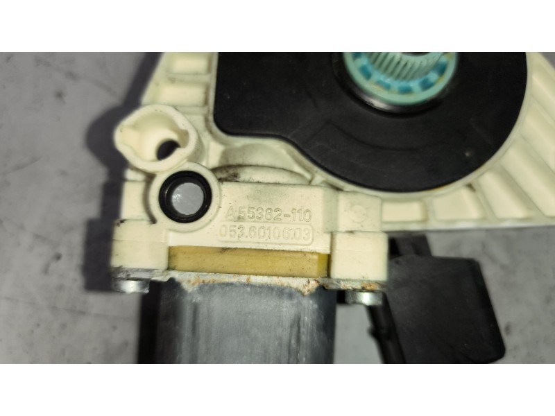 Recambio de motor elevalunas delantero izquierdo para mercedes-benz actros bm 963.xxx 2-achser referencia OEM IAM   