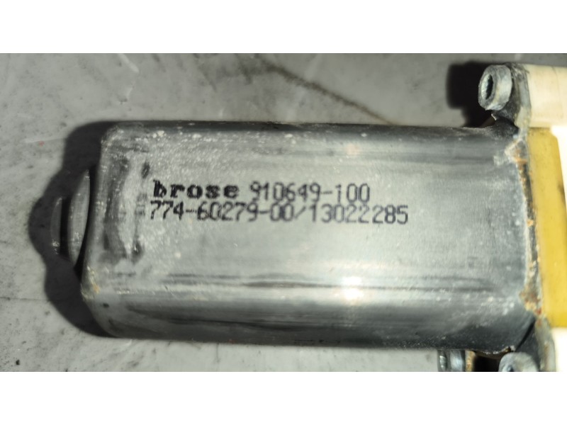 Recambio de motor elevalunas delantero izquierdo para mercedes-benz actros bm 963.xxx 2-achser referencia OEM IAM   